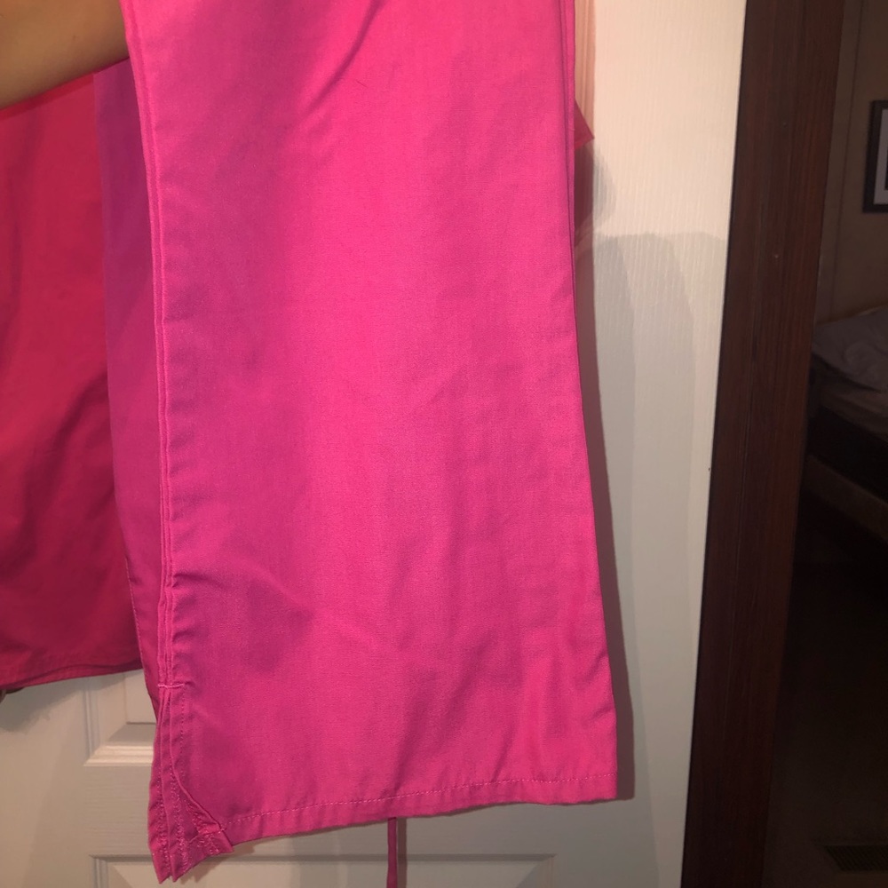Pink Cherokee Scrub Set - Picture 5 of 8